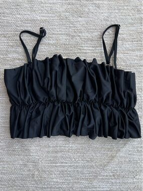 Kortni Jeane Black Ruffle Top  size Large